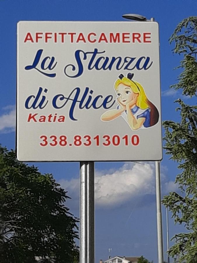 Homestay La Stanza Di Alice Ponzano di Fermo